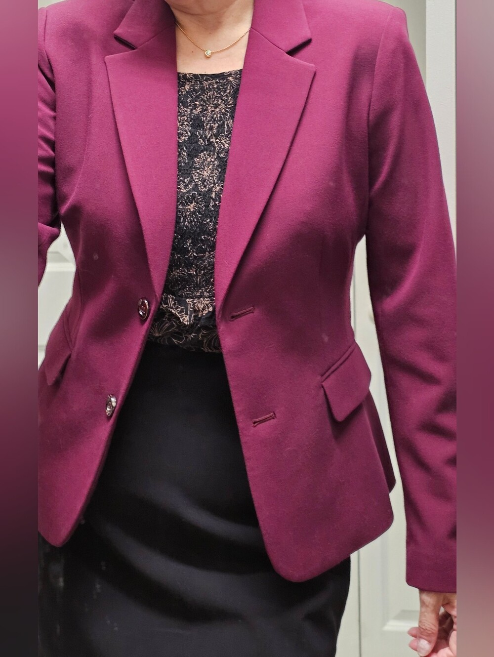 Tahari Women's Magenta Tailored Blazer 10